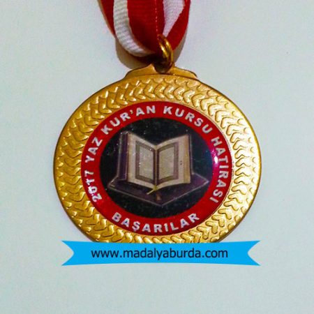 ayın-öğrencileri-kuran okuma madalyası