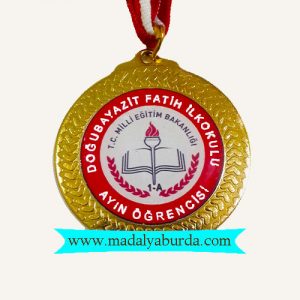 ayın-öğrencisi-başarı madalyası