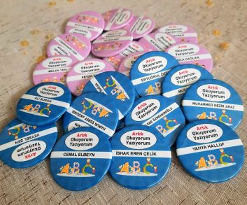 isimli okuma bayramı rozetleri